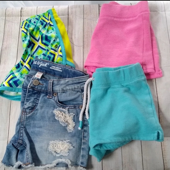 Girls lot shorts - Picture 1 of 6